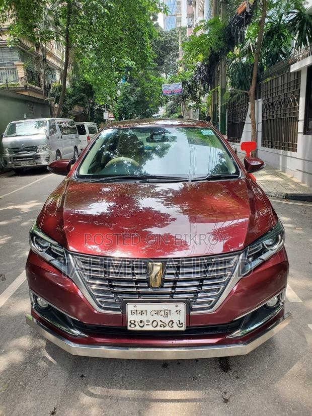 Toyota Premio 2019 Red