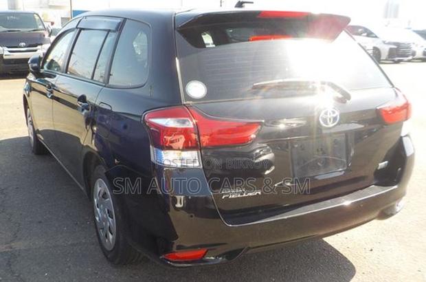 Toyota Corolla Fielder 2021 Black