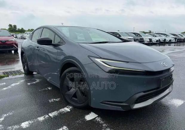 Toyota Prius 2023 Gray
