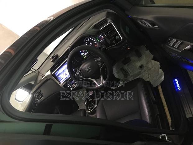 Honda Grace 2017 Black
