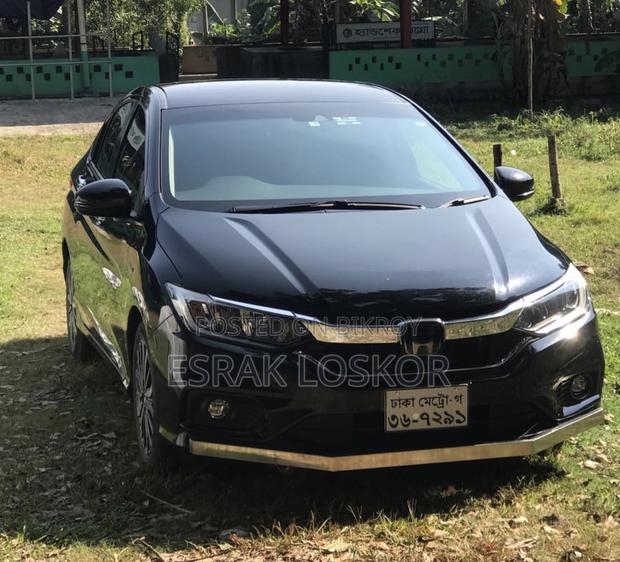 Honda Grace 2017 Black