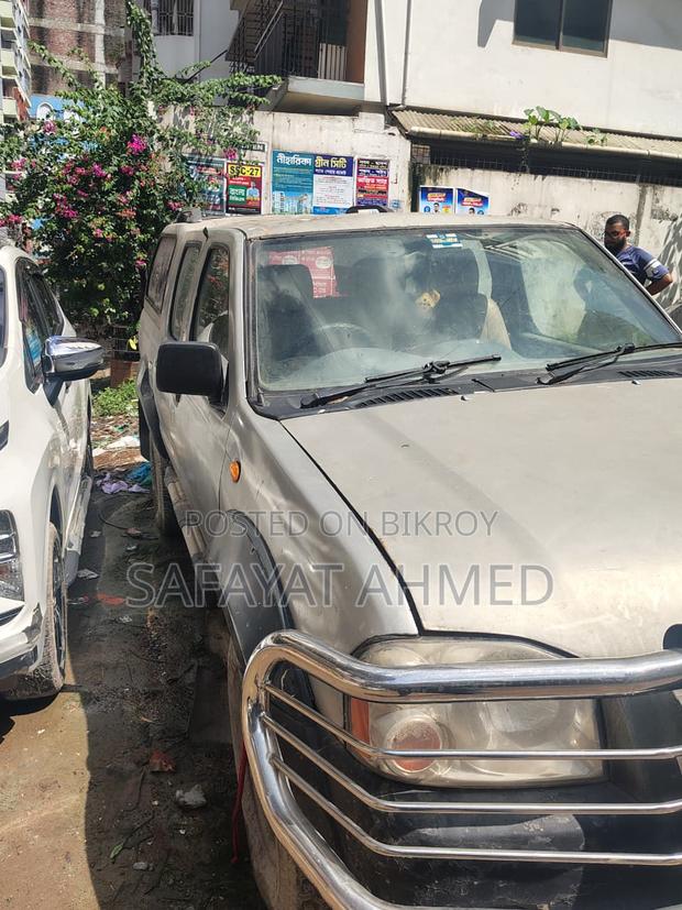 Nissan Pick-Up 2005 Silver