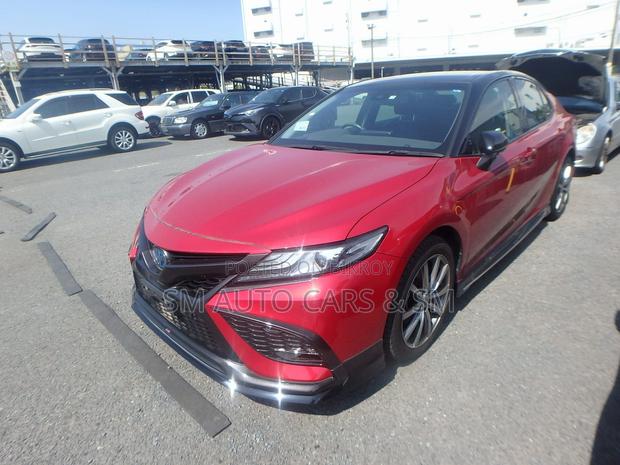 Toyota Camry 2021 Red