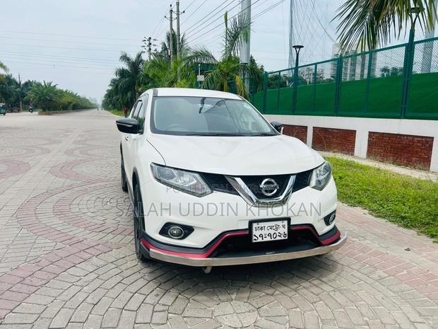 Nissan X-Trail 2.0 Hybrid FWD 2016 Pearl