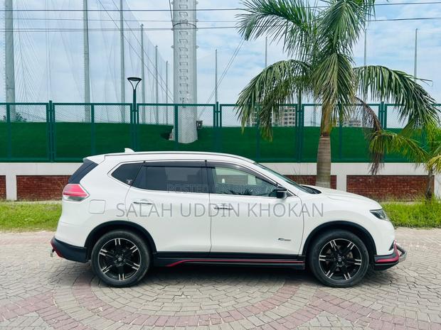Nissan X-Trail 2.0 Hybrid FWD 2016 Pearl