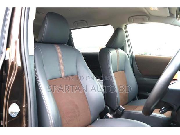 Toyota Sienta 2021