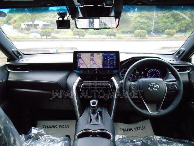 Toyota Harrier Z 2021 Pearl