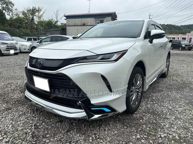 Toyota Harrier Z 2021 Pearl
