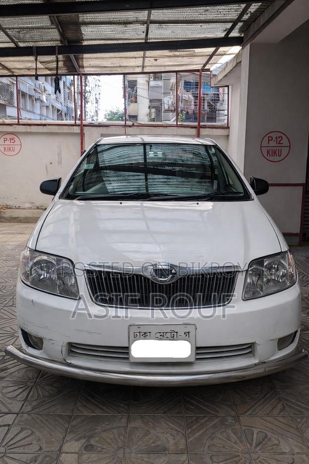 Toyota Corolla 2005 White