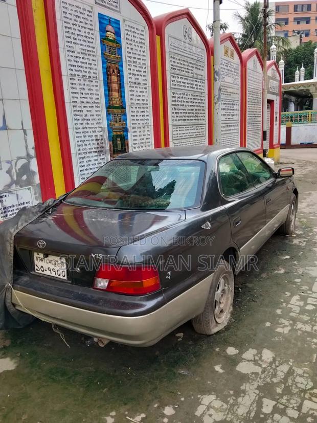 Toyota Vista 1998 Black