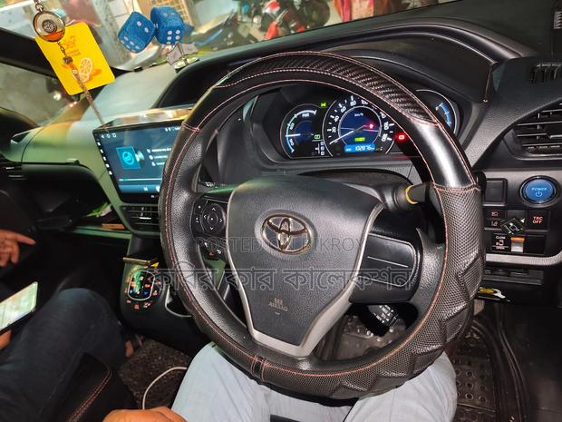 Toyota Noah 2020 Silver
