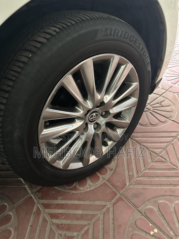 Toyota Harrier 2.0 2017 Pearl