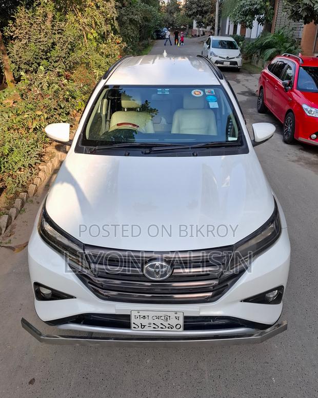 Toyota Rush 1.5 RWD 2018 White