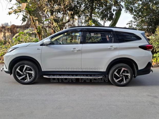 Toyota Rush 1.5 RWD 2018 White
