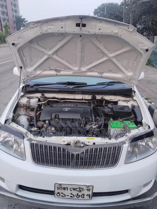 Toyota Corolla 2005 White