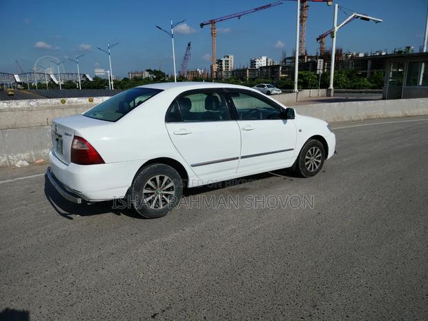 Toyota Corolla 2005 White