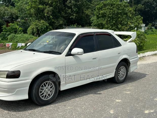 Toyota Corolla II 1996 White
