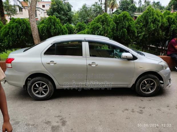 Toyota Yaris 1.0 VVT-i 2007 Silver