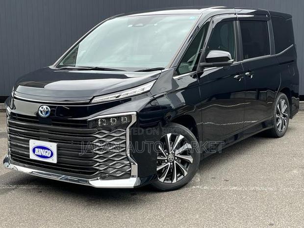 Toyota Voxy 2023 Black