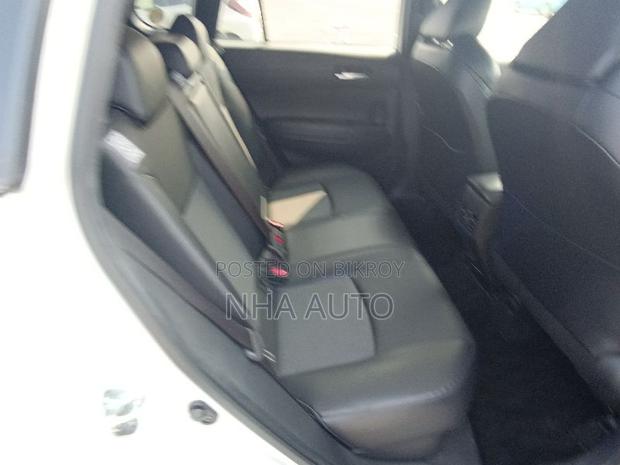Toyota Corolla Cross 2022 Pearl