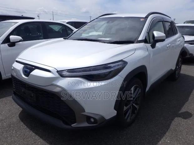 New Toyota Corolla Cross 1.8 Hybrid FWD 2022 Pearl