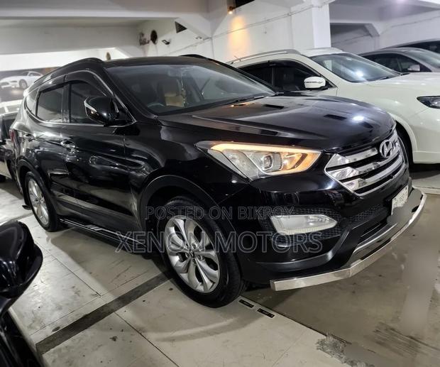 Hyundai Santa Fe 2013 Black