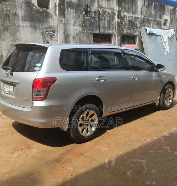 Toyota Corolla Fielder 1.5 Petrol FWD 2010 Silver