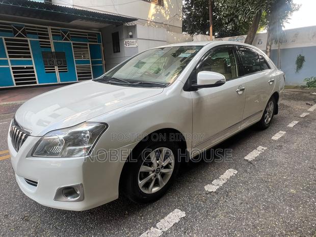 Toyota Premio 2014 Pearl