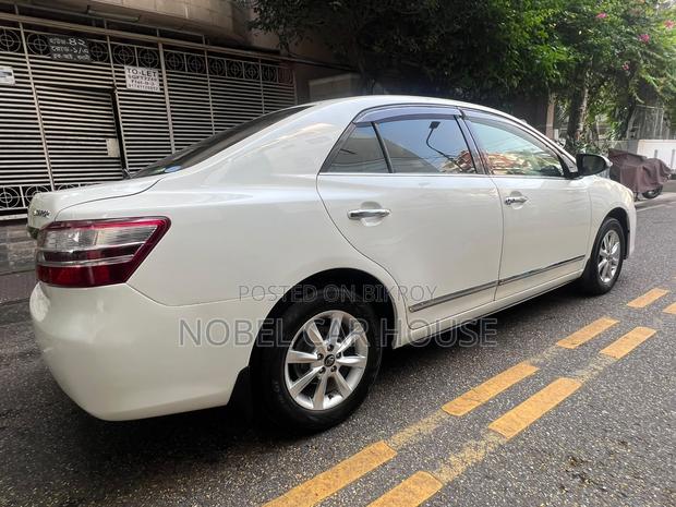 Toyota Premio 2014 Pearl