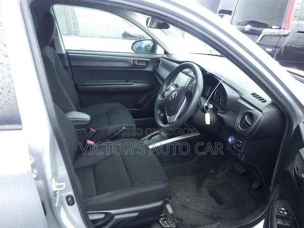 Toyota Corolla Fielder 2021 Silver