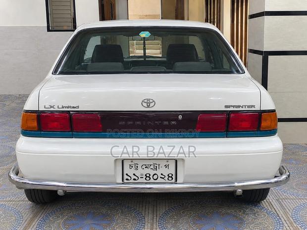 Toyota Sprinter 1995 White
