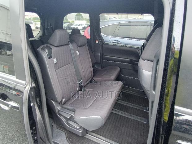 Toyota Voxy 2022 Black