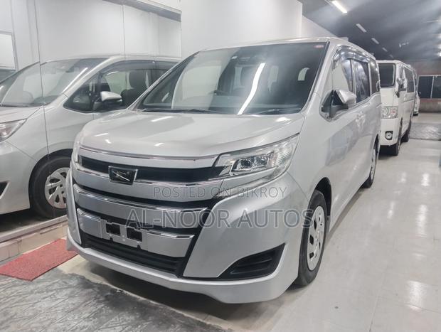 Toyota Noah 2.0 FWD (8 Seater) 2020 Silver