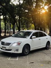 Toyota Premio 2011 White for sale