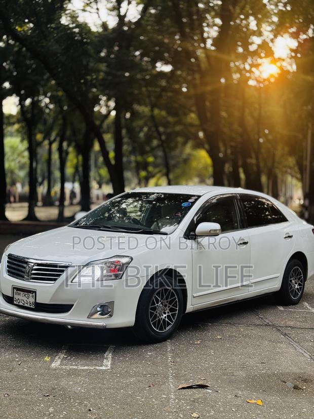 Toyota Premio 2011 White
