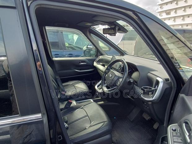 Toyota Voxy 2023 Black