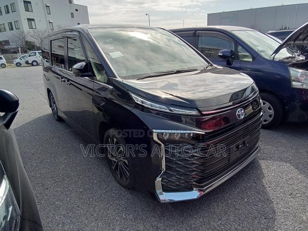 Toyota Voxy 2023 Black