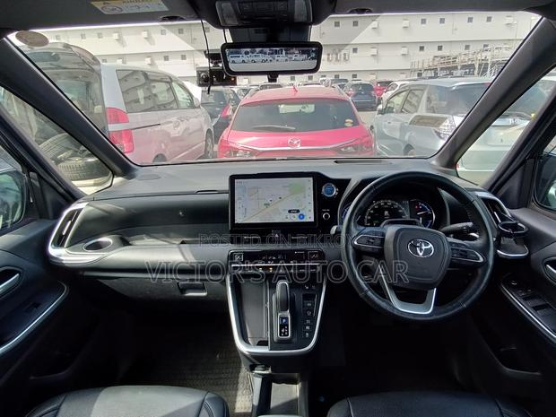 Toyota Voxy 2023 Black
