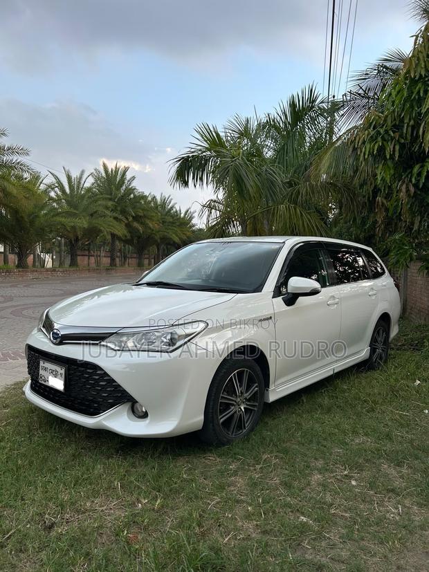 Toyota Axio 2017 Pearl