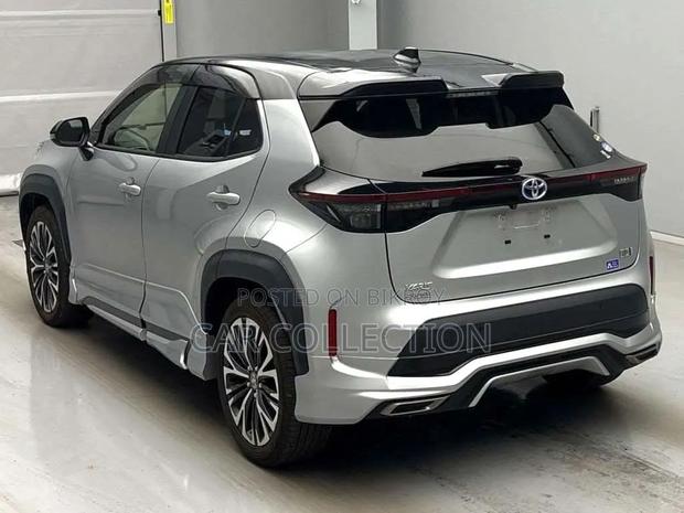 Toyota Yaris Cross 1.5 Hybrid AWD 2021 Silver