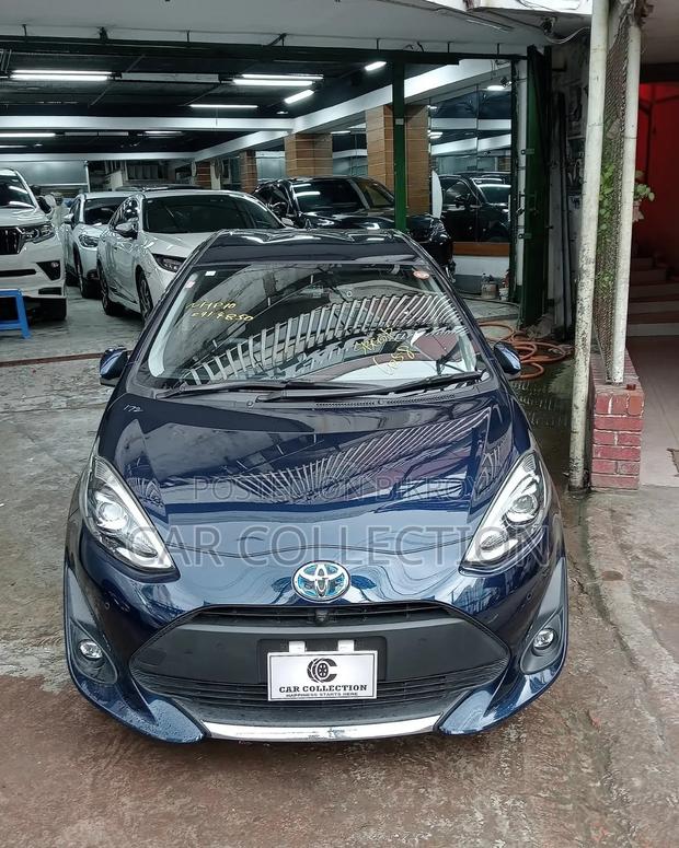 Toyota Aqua 2021 Blue