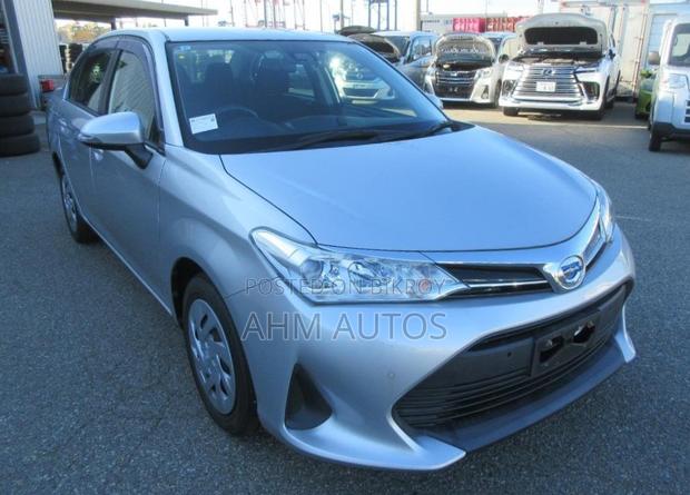 Toyota Axio 2021 Silver