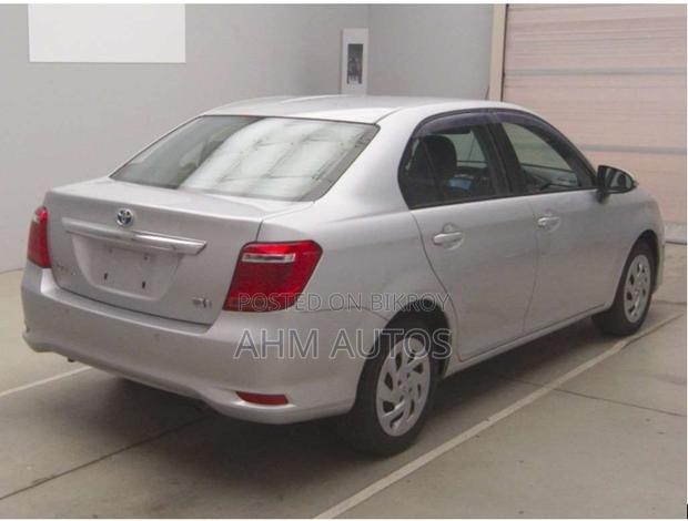 Toyota Axio 2021 Silver