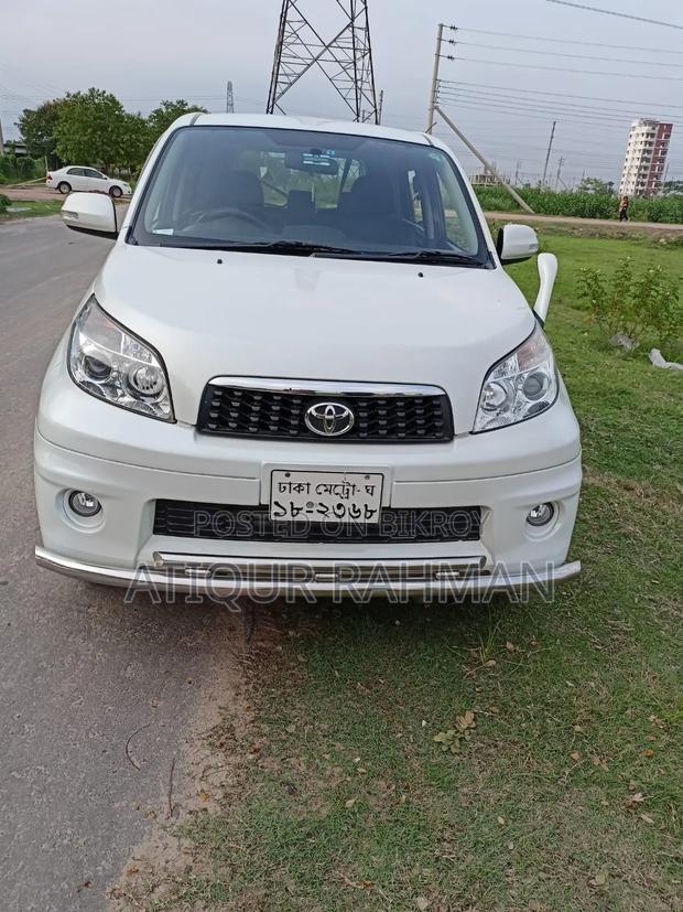 Toyota Rush 2013 White