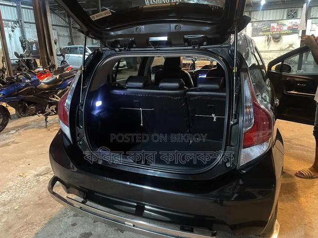 Toyota Aqua 2015 Black