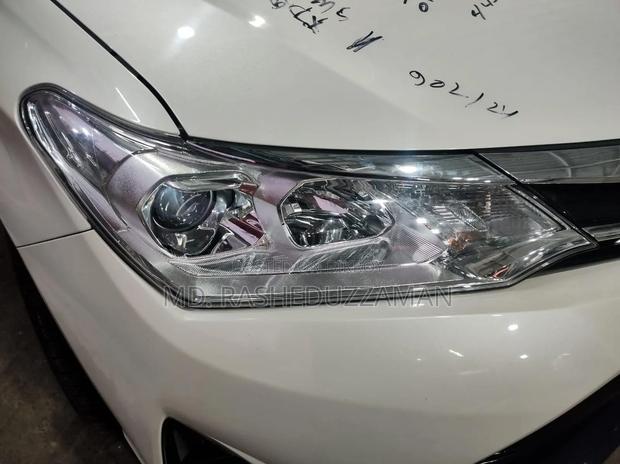 Toyota Corolla 2019 Pearl