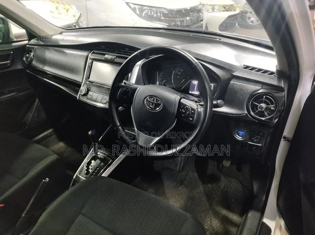 Toyota Corolla 2019 Pearl