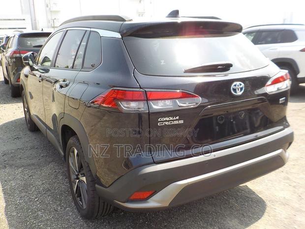 Toyota Land Cruiser Prado 2023 Pearl