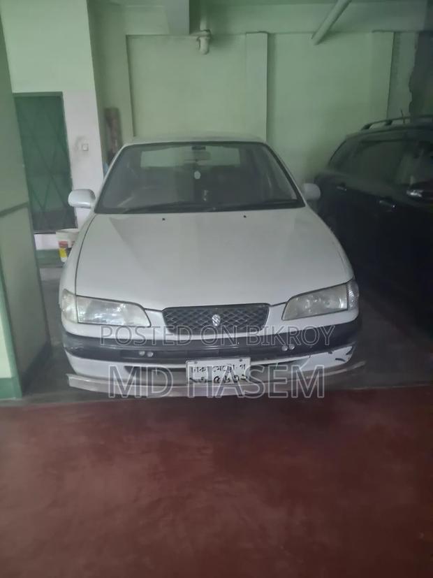 Toyota Corolla Sedan 1997 White