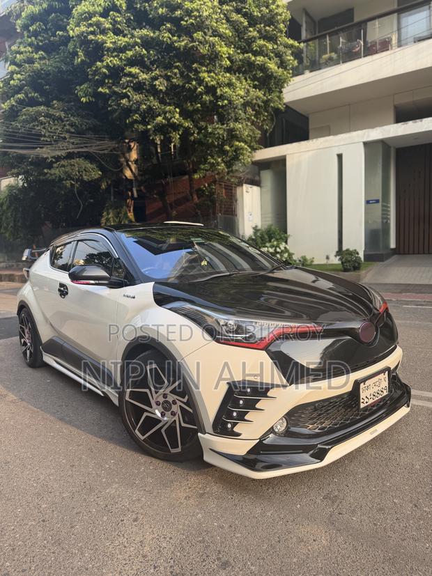 Toyota C-HR 2017 Pearl